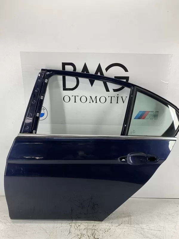 BMW F30 Sol Arka Kapı 41007298513 (Lacivert)