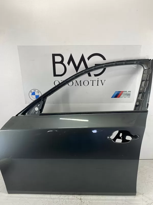 BMW E60 Sol Ön Kapı 41517202339 (Füme)
