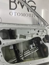 BMW E60 Sol Ön Kapı 41517202339 (Gri) - 4