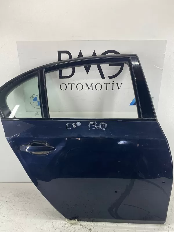 BMW E60 Sağ Arka Kapı 41527202342 (Lacivert)