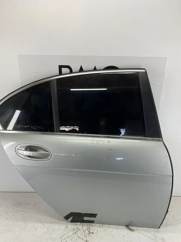 BMW E65 Sağ Arka Kapı 41517202084 (Gri)