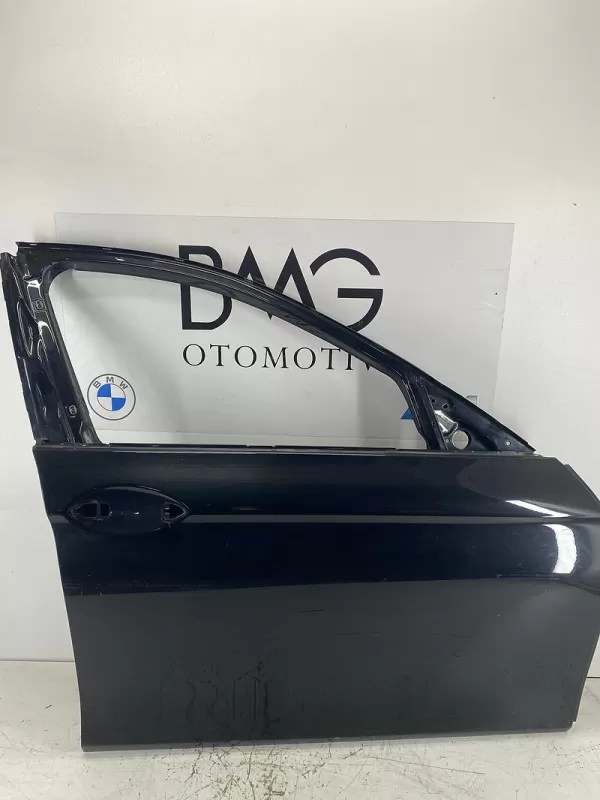 BMW F10 Sağ Ön Kapı 41007206108 (Siyah Mat)