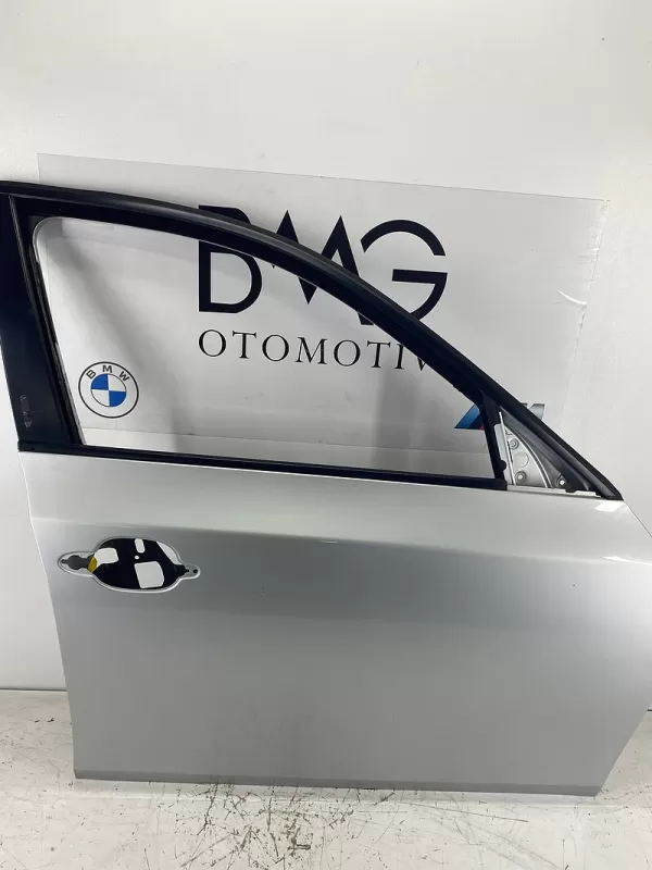 BMW E60 Sağ Ön Kapı 41517202340 (Gri)