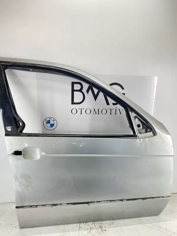 BMW X5 E53 Sağ Ön Kapı 41518256824 (Gri)