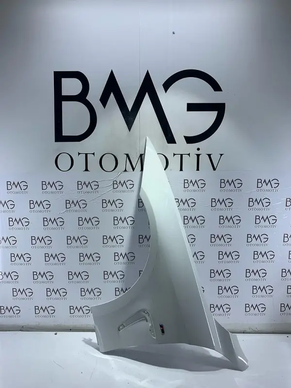 BMW F32 Sol Ön Çamurluk 41357438441 (Beyaz)
