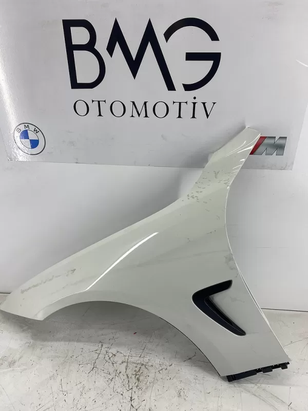 BMW F32 Sol Ön Çamurluk 41357438441 (Sedef Beyaz)