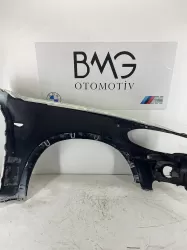 BMW X5 E70 Sol Ön Çamurluk 51657178393 (Beyaz) - 3