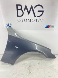 BMW E60 Sağ Ön Çamurluk 41357111430 (Füme) - 1
