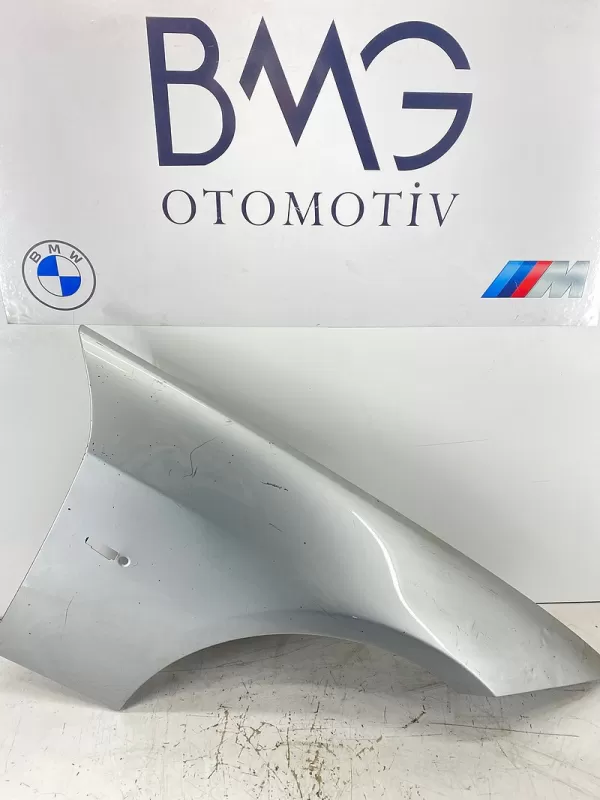 BMW E90 Sağ Ön Çamurluk 41357135680 (Gri)
