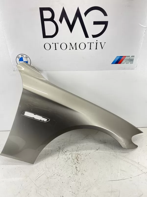 BMW F10 Lci Sağ Ön Çamurluk 41357248660 (Bal Köpüğü)
