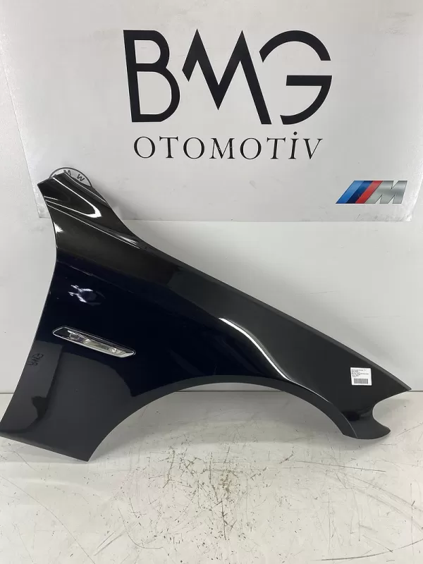 BMW F10 Lci Sağ Ön Çamurluk 41357248660 (Kahverengi)
