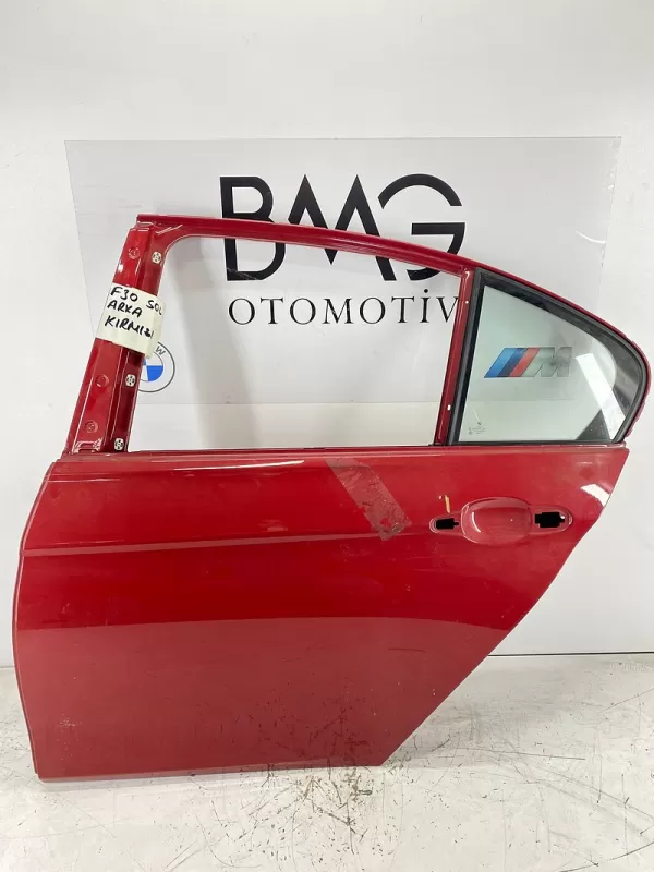 BMW F30 Lci Sol Arka Kapı 41007298513 (Kırmızı)