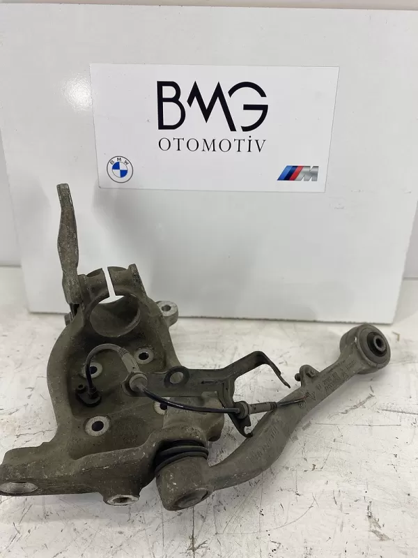 BMW E60 Sağ Ön Taşıyıcı 31216760954 ( Orjinal)
