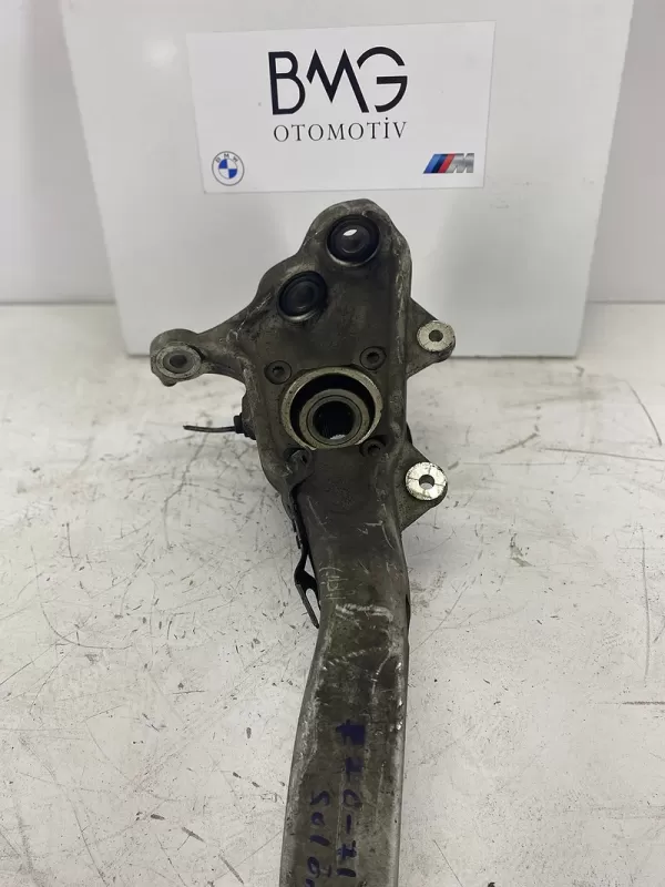 BMW X5 F15 Sol Ön Taşıyıcı 31216773783 ( Orjinal)