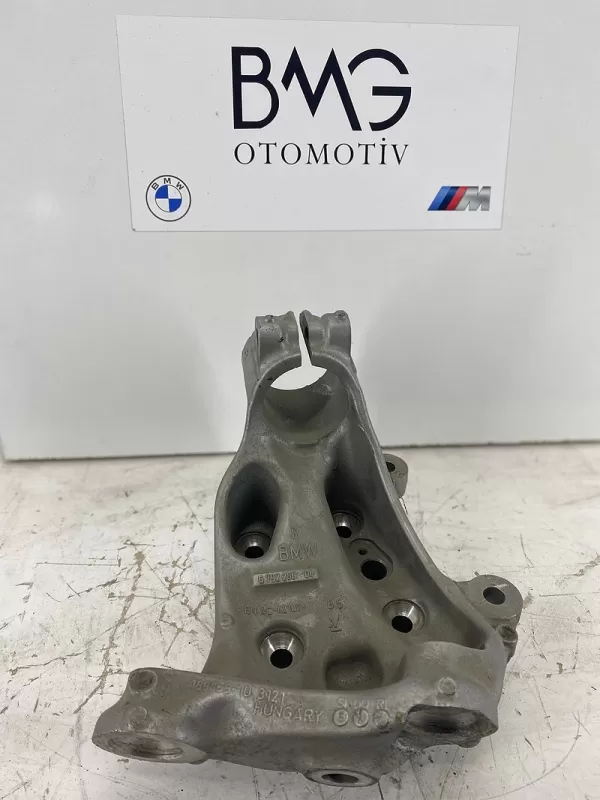 BMW F23 Sağ Ön Taşıyıcı 31216792286 ( Orjinal)