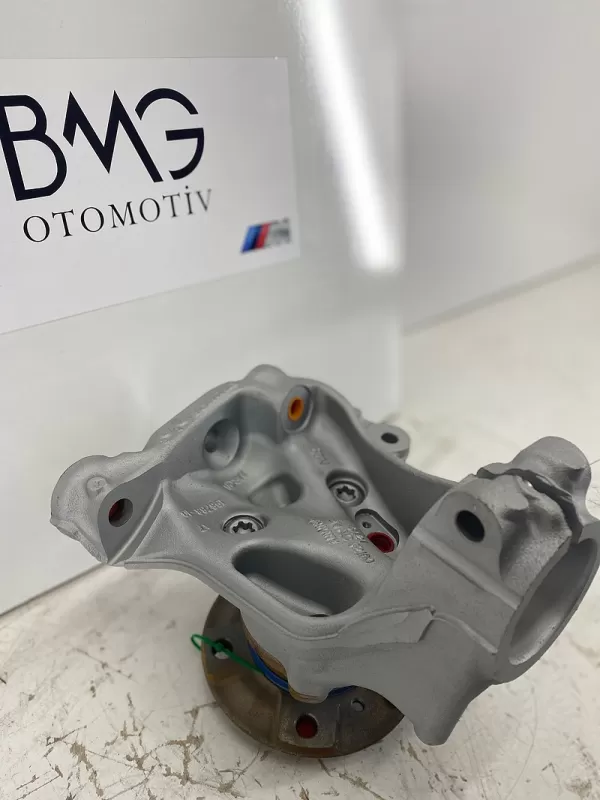 BMW F30 Lci Sol Ön Taşıyıcı 31216792287 ( Orjinal)