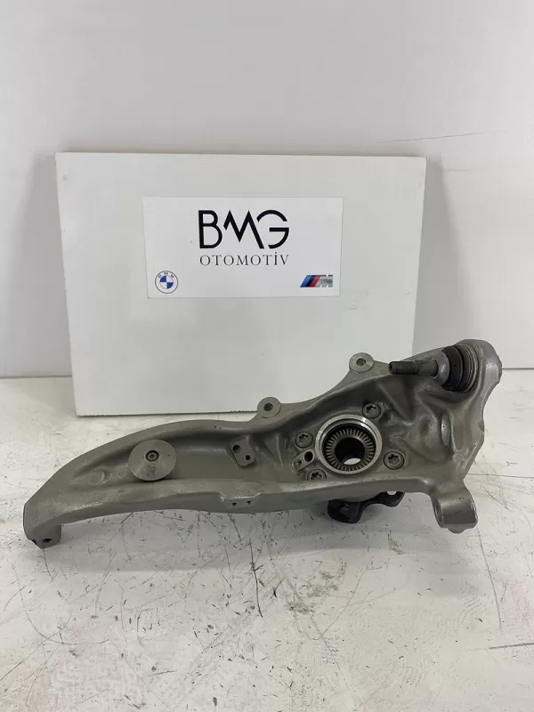 BMW G30 Sağ Ön Taşıyıcı 31206884386 ( Orjinal)