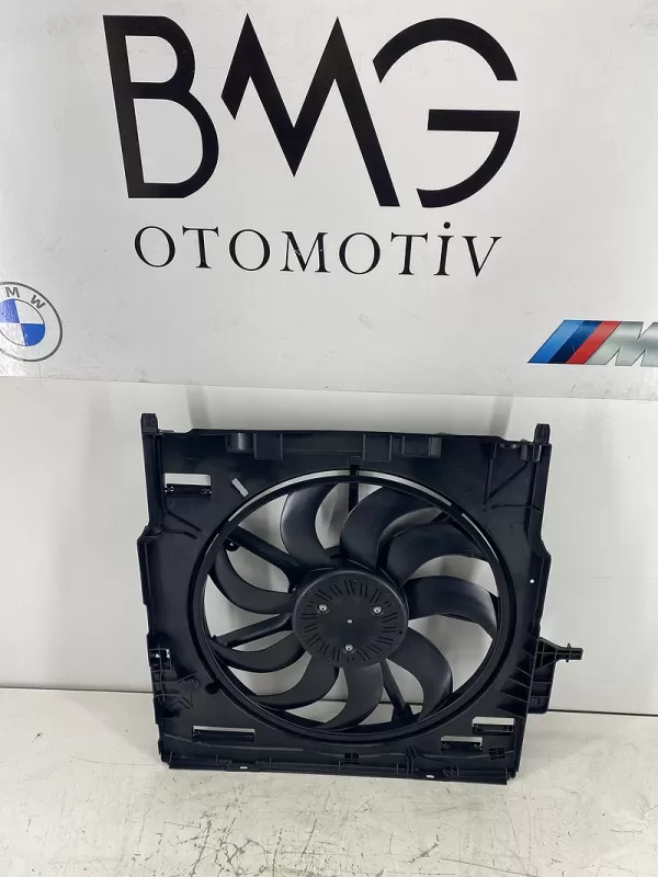 BMW X6 E71 Klima Fanı 17428618241 (600W)