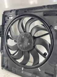 BMW X5 F15 Fanı 17427634467 (600W) - 6