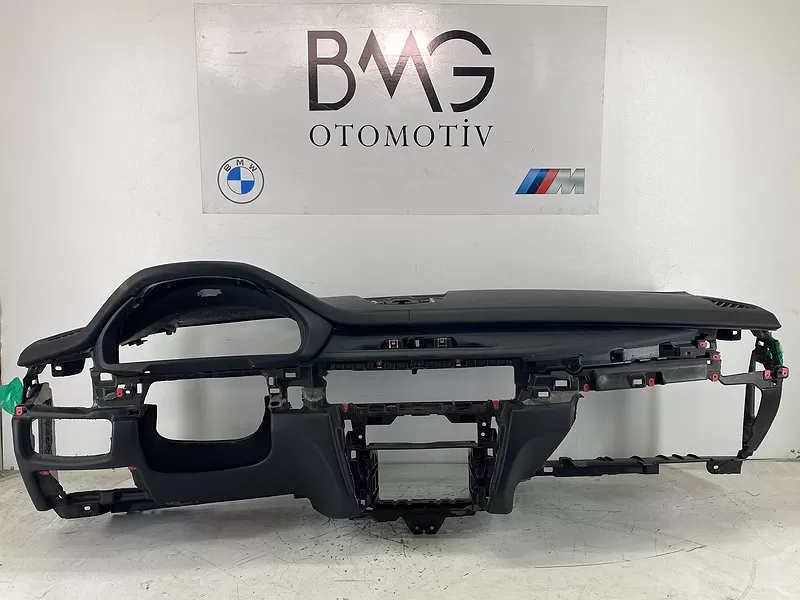 BMW X6 F16 Göğüs 51459298605 | F16 Dikişli Göğüs (Siyah)