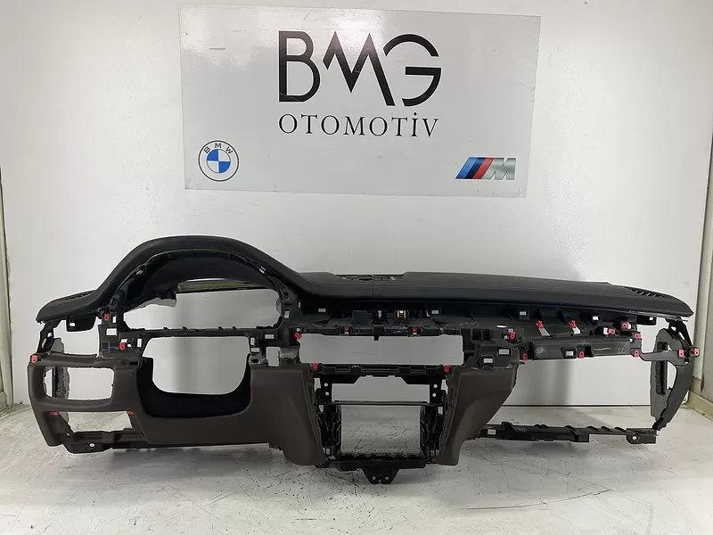 BMW X6 F16 Göğüs 51459298903 | F16 Head-Up Dikişli Göğüs (Kahverengi)