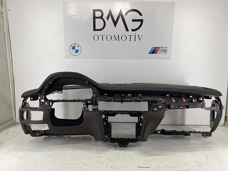 BMW X5 F15 Göğüs 51459298903 | F15 Head-Up Dikişli Göğüs (Kahverengi)