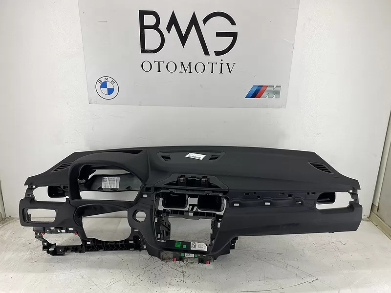 BMW X1 F48 Torpido 51456969857 | F48 Head-Up Torpido (Siyah)