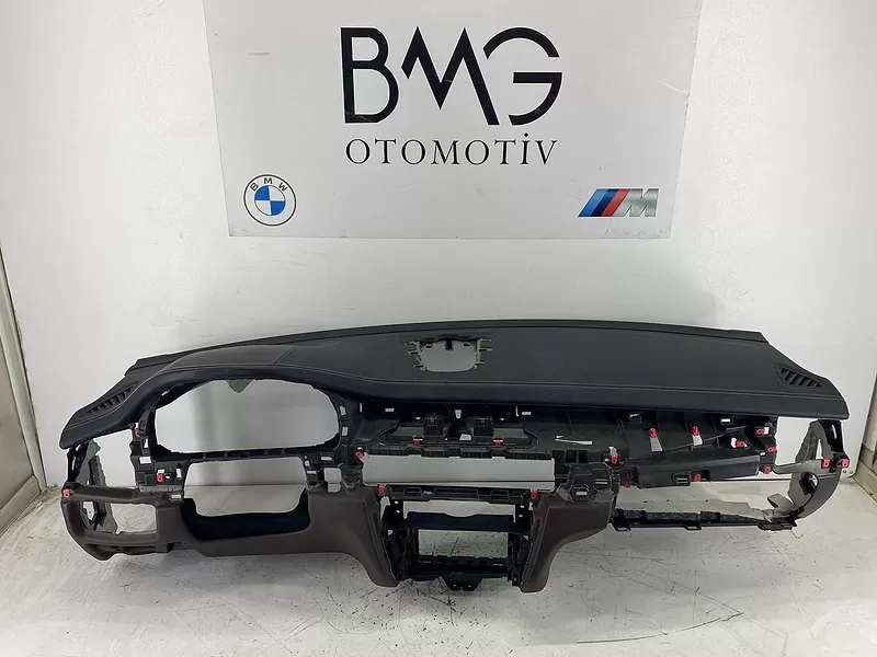 BMW X5 F15 Torpido 51459298612 | F15 Dikişli Torpido (Taba)
