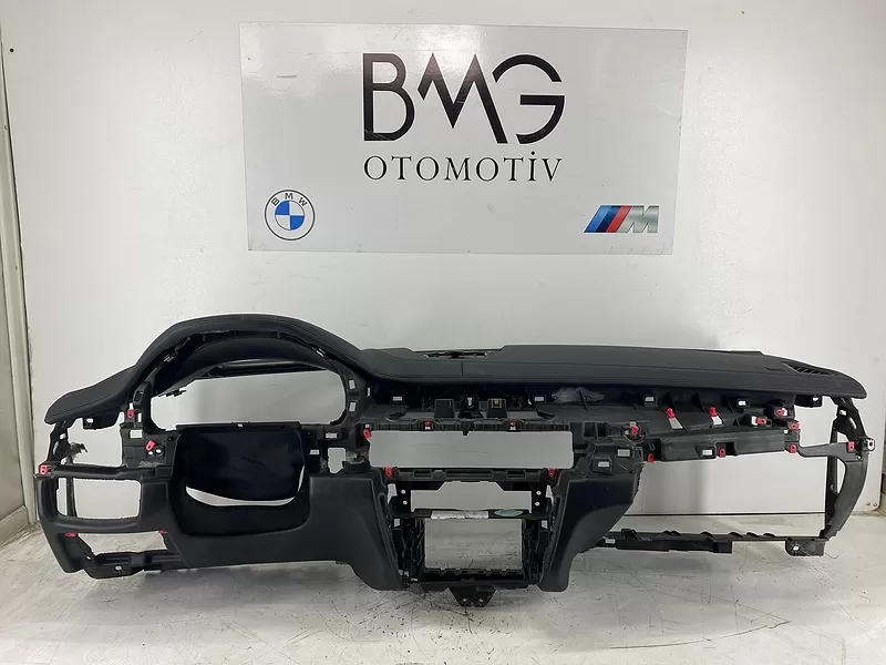 BMW X5 F15 Torpido 51459298608 | F15 Head-Up Dikişli Torpido (Siyah)