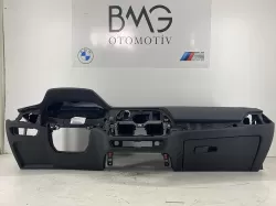 BMW G20 Göğüs 51458745852 (Siyah) - 1
