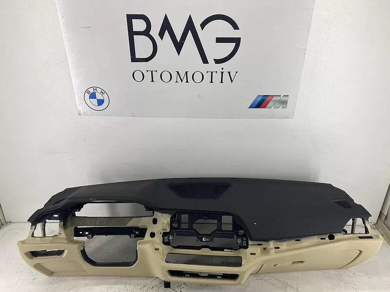 BMW G20 Göğüs 51459476375 (Bej)