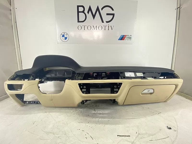 BMW G11 Torpido 51459389020 | G11 Dikişli Torpido (Bej)