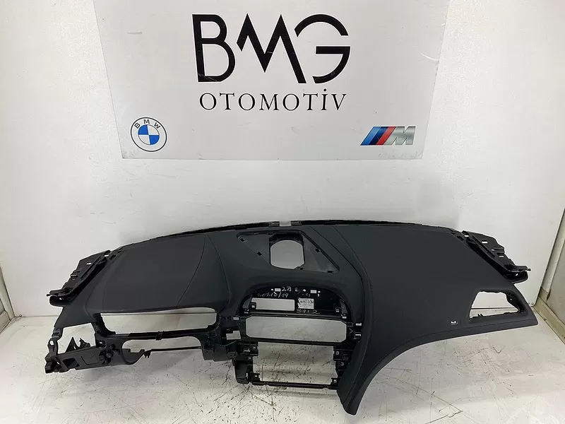 BMW F13 Göğüs 51459240781 | F13 Dikişli Göğüs (Siyah)