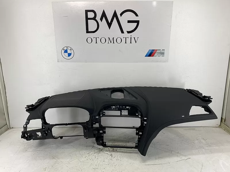 BMW F13 Torpido 51459240781 | F13 Dikişli Torpido (Siyah)