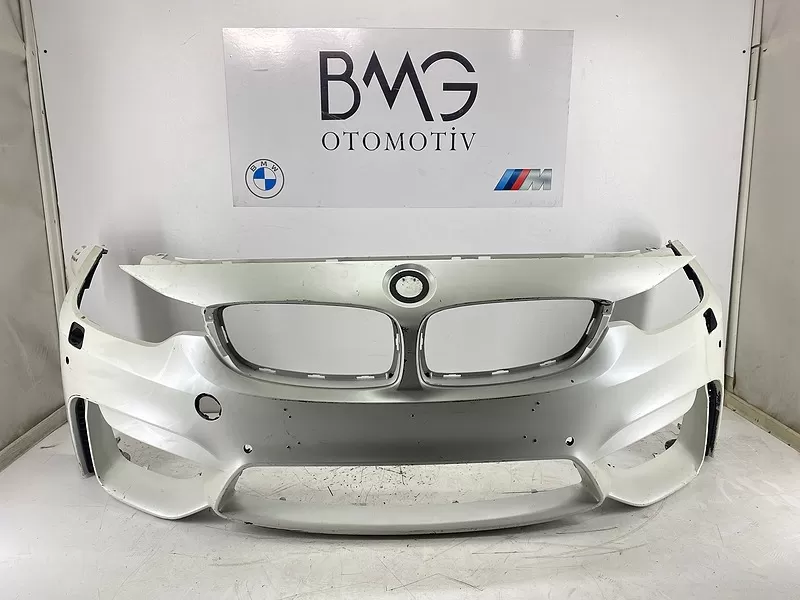 BMW M3 F80 Ön Tampon 51118058802 (Sedef Beyaz)