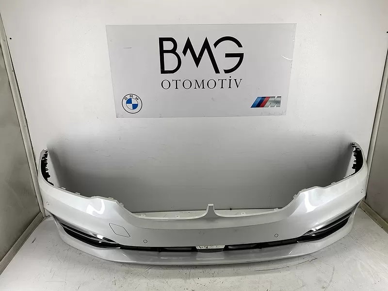 BMW G30 Ön Tampon 51117427441 (Sedef Beyaz)