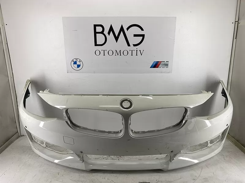 BMW F34 GT Ön Tampon 51117371820 (Beyaz)
