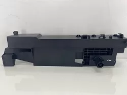 BMW F10 Radyatör Kasası Sağ Ayak 17117618772 (Benzinli) - 1