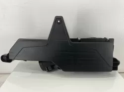 BMW F30 Lci Hava Filtre Kutusu 13717597582 (N13) - 3