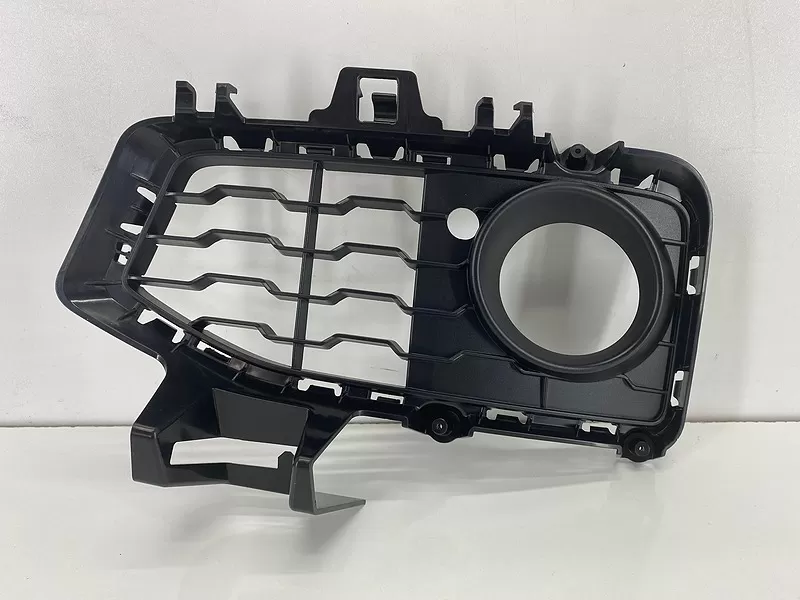 BMW F33 M Ön Tampon Sis Izgarası 51118054507 (Sol)