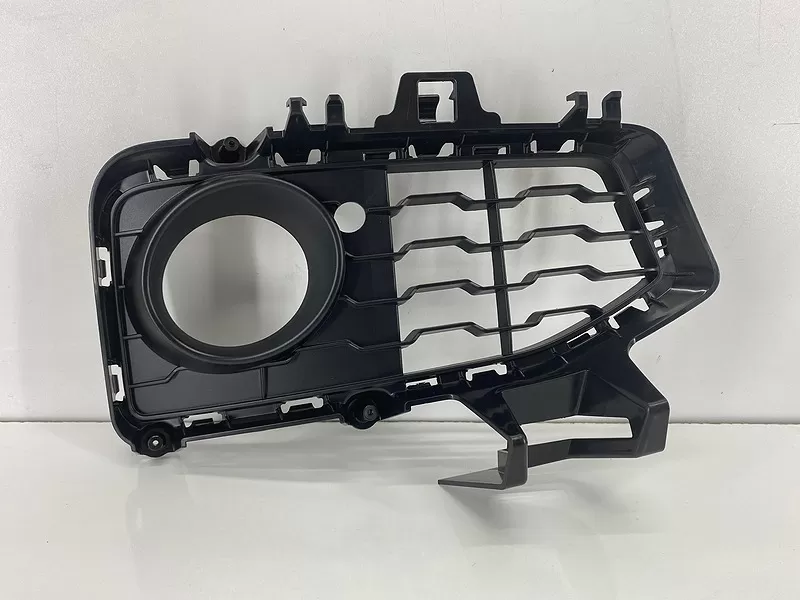 BMW F33 M Ön Tampon Sis Izgarası 51118054508 (Sağ)