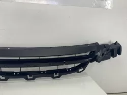 BMW F20 Ön Tampon Orta Izgara 51117245733 - 3