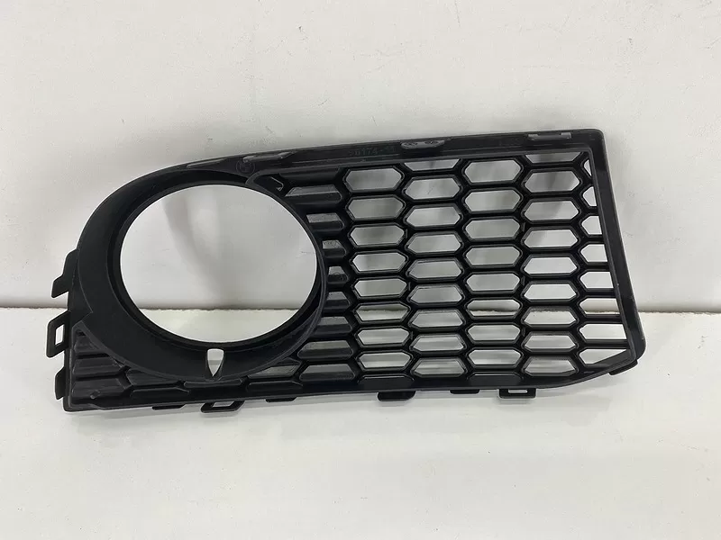 BMW F10 M Tampon Sis Izgarası 51117906197 (Sol)