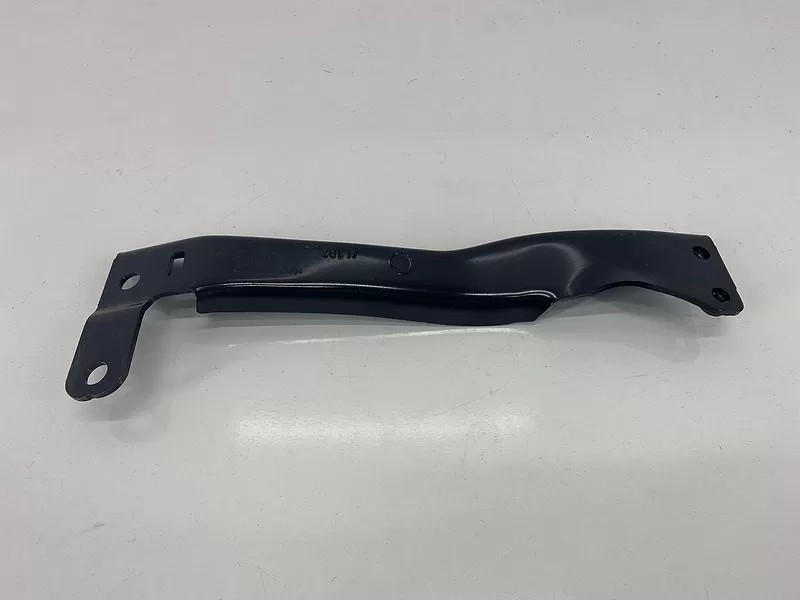 BMW G32 Ön Panel Destek 51117368480 (Arka Sol)