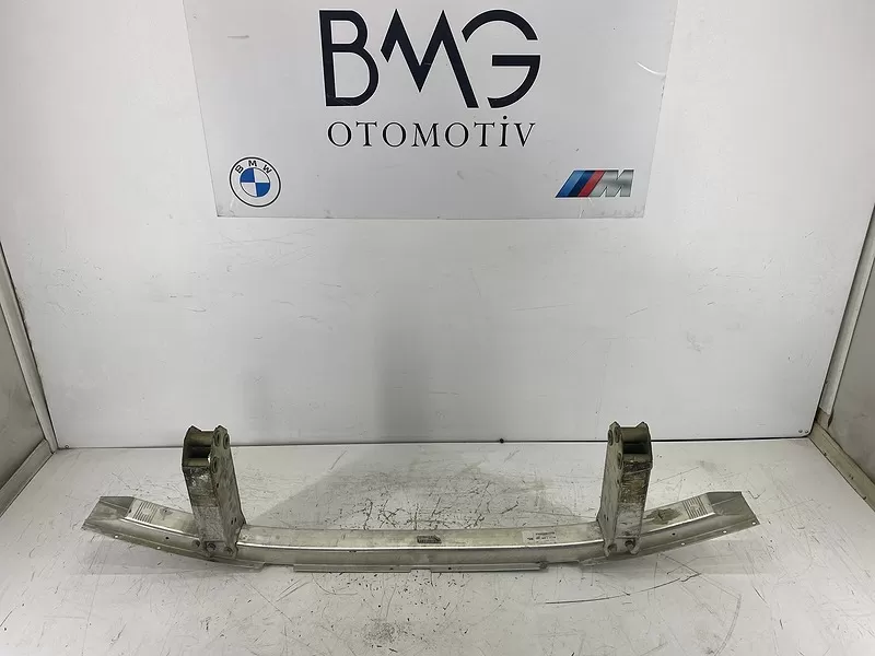 BMW F10 Ön Tampon Demiri 51117200705 (Yeni)
