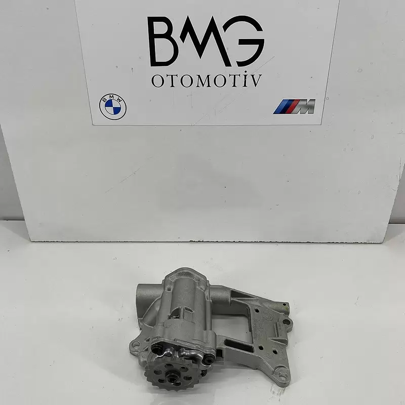 BMW X3 E83 M57 Yağ Pompası 1141 7789838 (Yeni Orijinal)