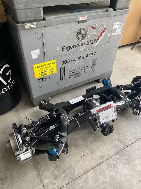 BMW F32 Arka Alt Takım Komple Dolu | F32 Arka Alt Düzen | F32 4.18-4.20-4.28 Alt Takım (Yeni Orijinal)