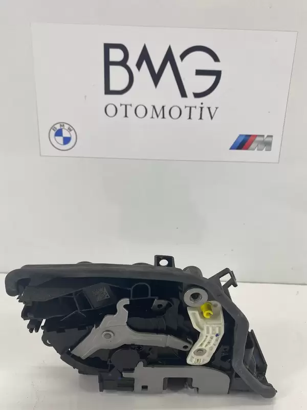 BMW X6 F16 Sağ Arka Kapı Kilidi 51227281940 ( Orijinal)