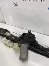 BMW F20 Sağ Arka Cam Kirkosu 51337281884 ( Orijinal) - 4