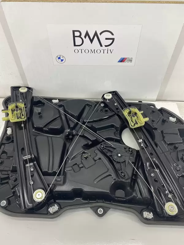 BMW G30 Sağ Ön Cam Kirkosu 51337487086 ( Orijinal)